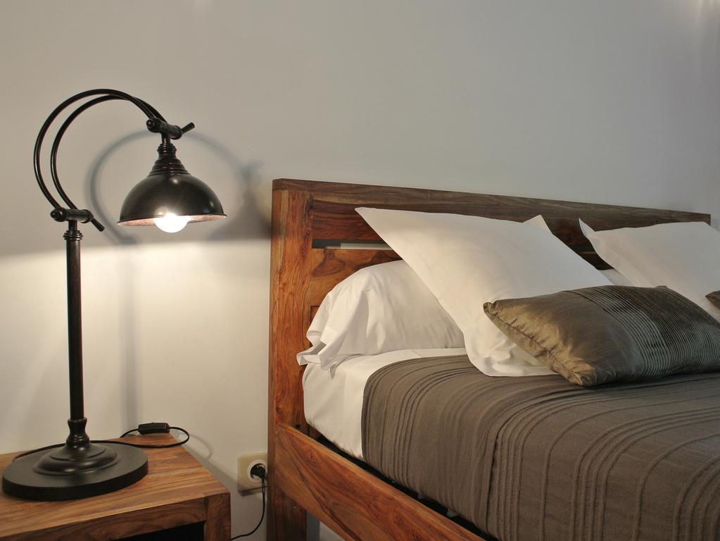 Bed and Breakfast Hameau De La Fausse Sauge Mézilles Zimmer foto